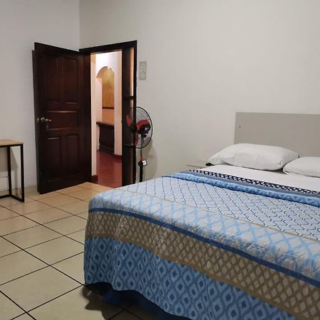Hotel Ghiza Тегусигальпа Экстерьер фото